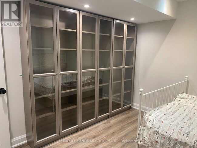 Building Photo - 2251 Nena Crescent