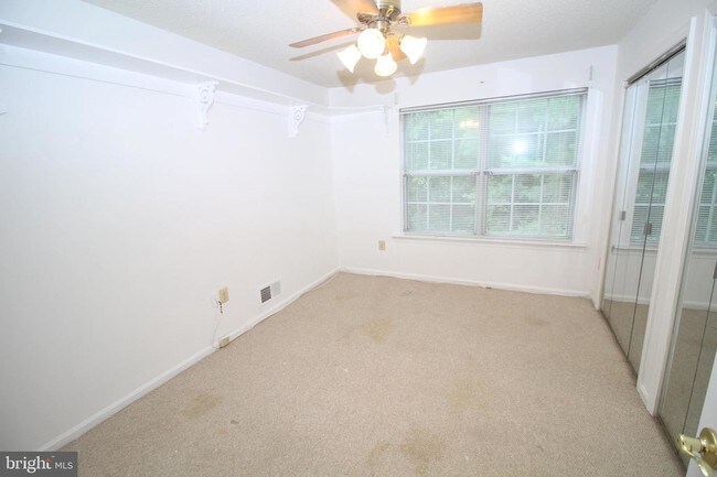 Foto del edificio - 59 Cheverny Ct