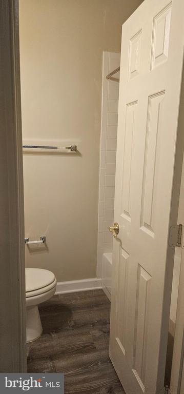 Foto del edificio - 133 Crofton Hill Ln