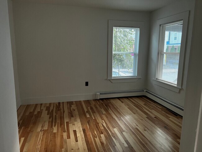 Building Photo - 23 Fayette St