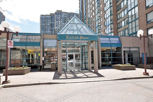 Photo du bâtiment - 285 Enfield Pl