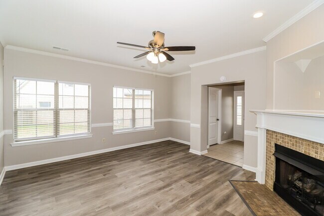 Foto del edificio - 275 Birch Springs Cove