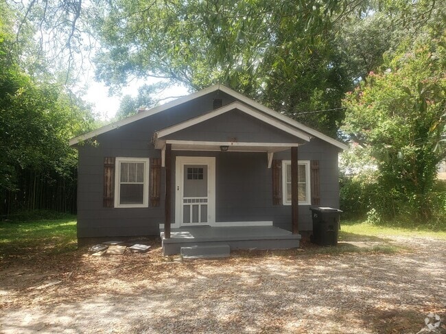 Building Photo - 102 Prospect St