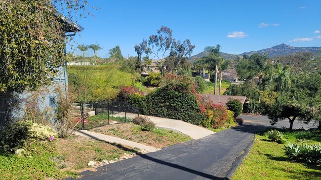 Foto del edificio - 3236 Mary Ln