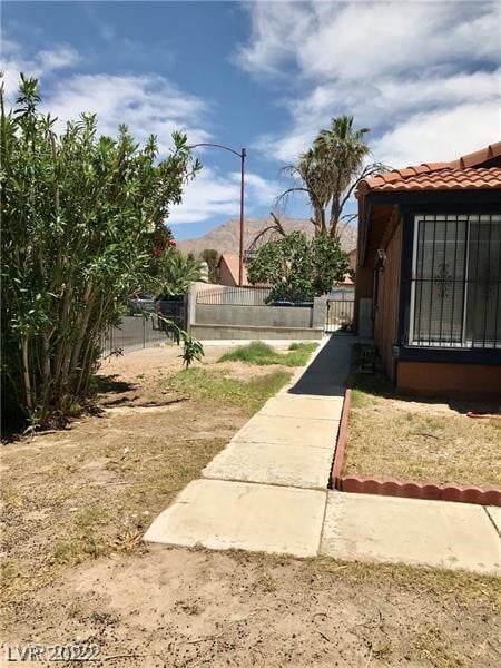 Foto del edificio - 720 N Linn Ln