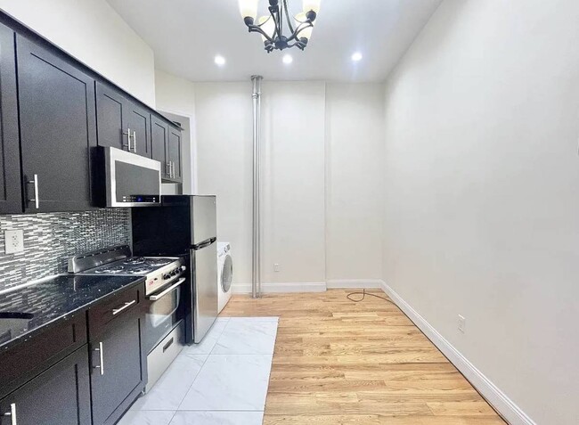 Foto del edificio - 1603 Yates Ave