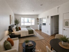 Building Photo - 6018 Hazelhurst Pl