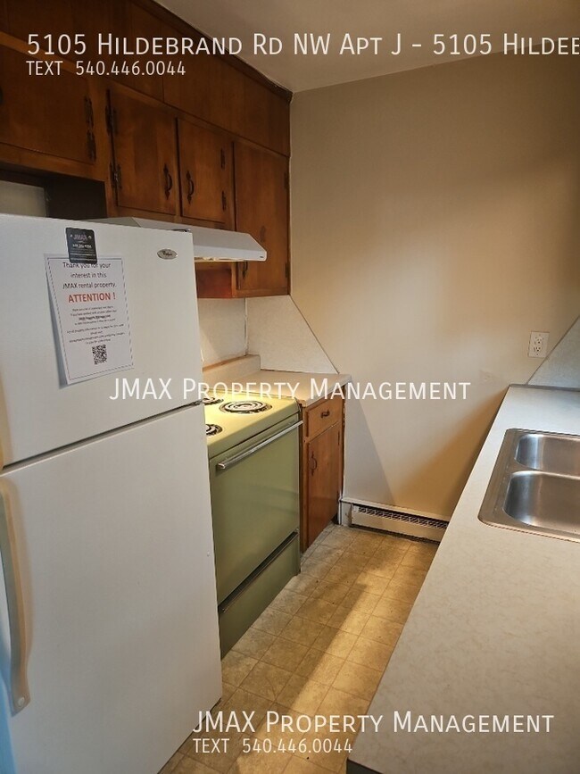 Foto del edificio - This property has a no security deposit op...