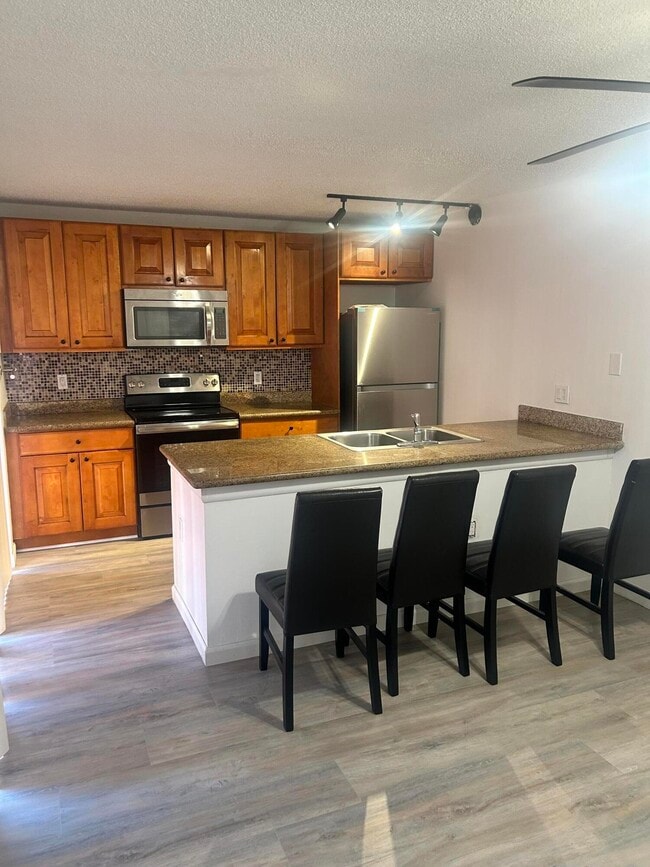 Foto del edificio - 804 Blue Ridge Cir