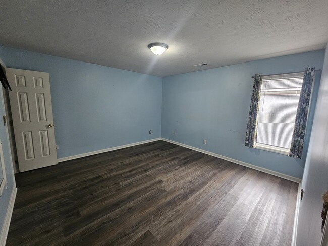 Building Photo - 834 Southern Charm Dr
