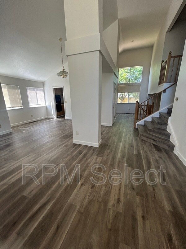 Foto del edificio - 2862 Conifer Dr