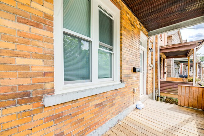Foto del edificio - Available July 2024  - Spacious 2 Bedroom ...