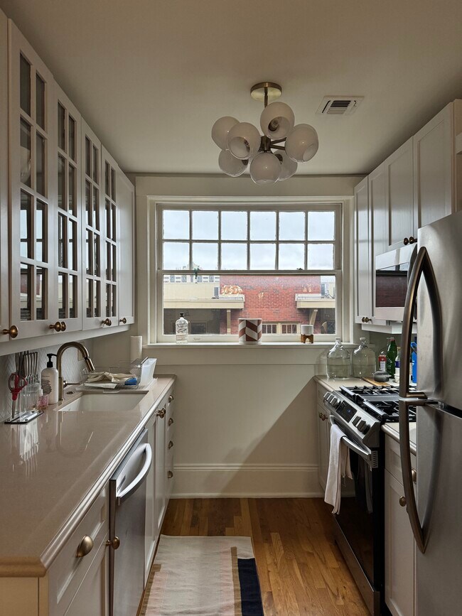 Building Photo - 266 11th St NE