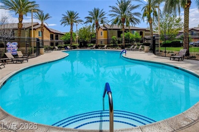 Building Photo - 6868 Sky Pointe Dr