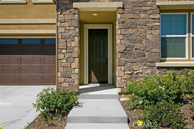 Building Photo - 19 Bluebell