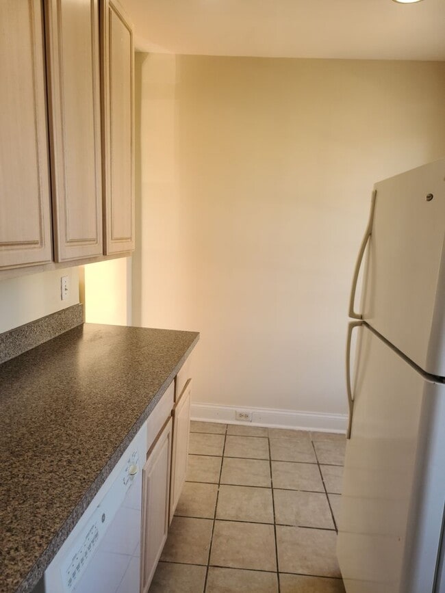 Building Photo - 3601 Keswick Rd