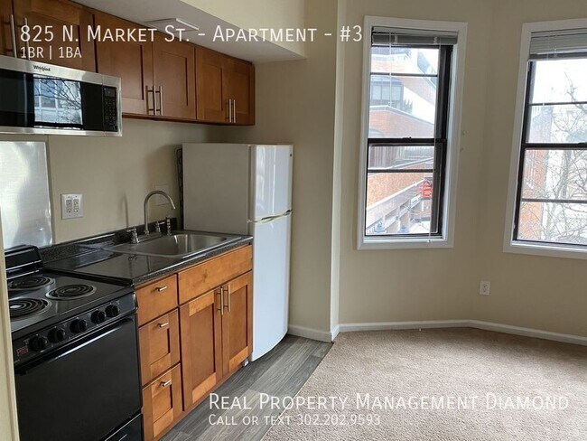 Building Photo - 825 N Market St
