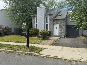 Building Photo - 21 Jeffrey Cir