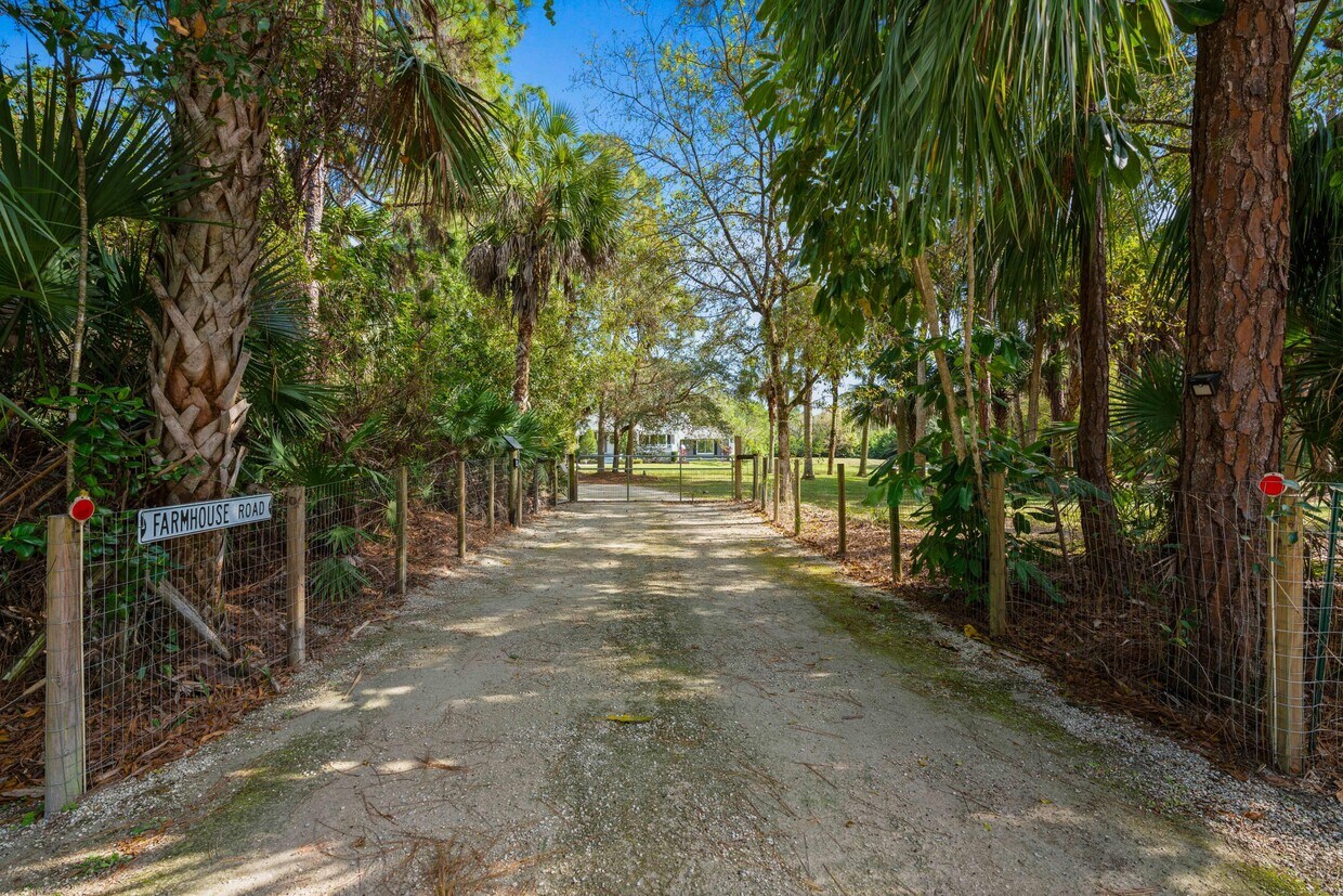 Foto principal - 18716 126th Terrace N
