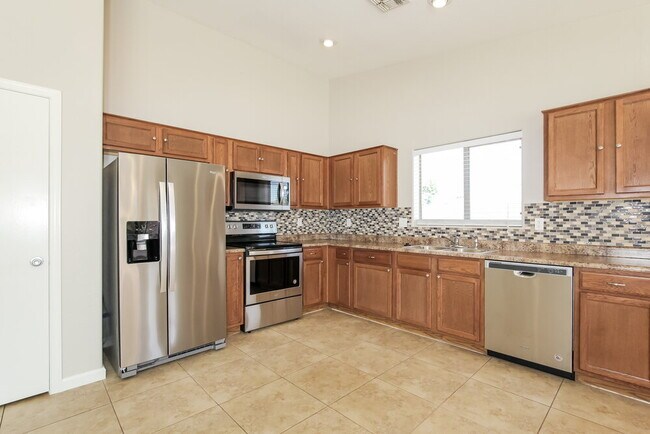 Building Photo - 16243 W Yucatan Dr