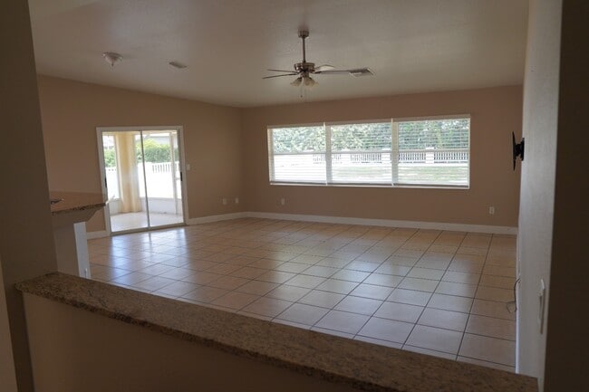 Building Photo - 2808 Boulder Ct