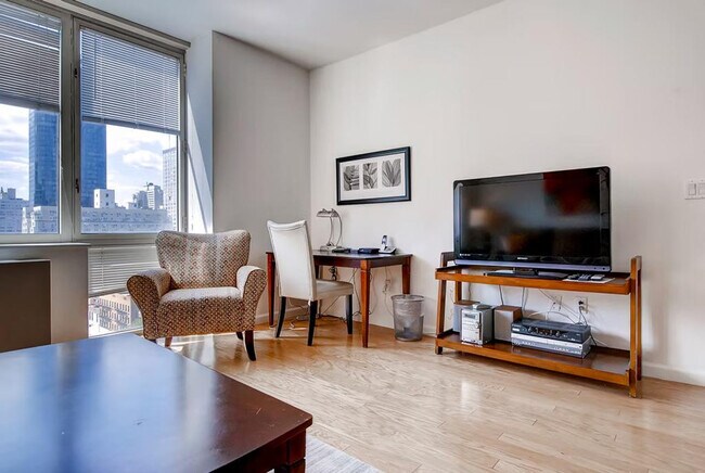 Foto del edificio - 400 E 66th St