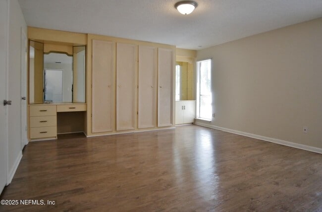 Foto del edificio - 10268 Pine Breeze Rd W