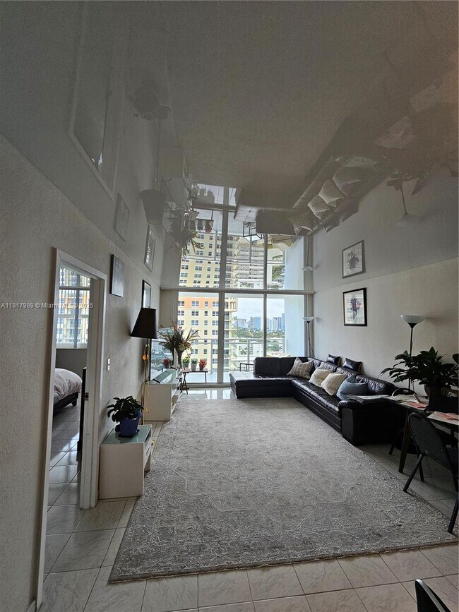 Foto del edificio - 2030 S Ocean Dr