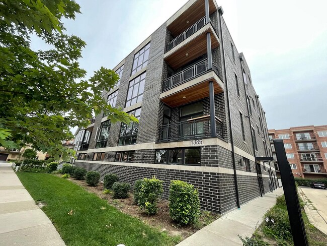 Foto del edificio - 1385 Brown St