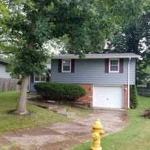 Building Photo - 2339 Hawthorne Ct