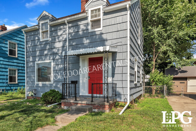 Building Photo - 4140 Berwick Ave