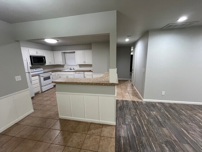 Photo - 1213 Washington St House