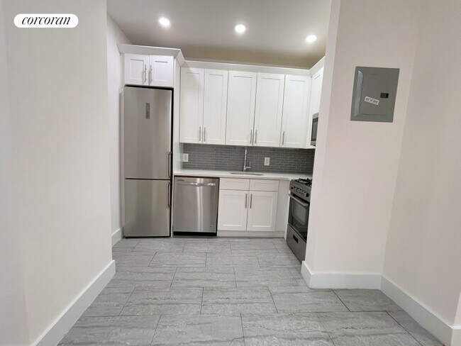 Building Photo - 167 W 132nd St