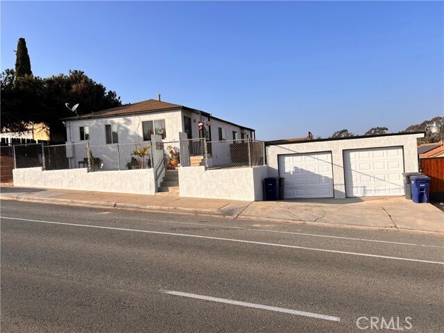Foto principal - 1241 Division St