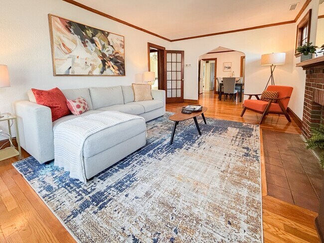 Foto del edificio - 248 Corey Rd