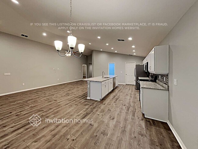 Foto del edificio - 4172 Red Fern Ln