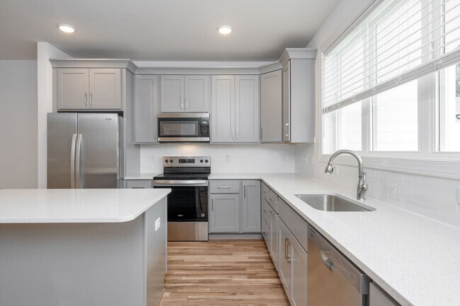 Foto del edificio - 3819 Sperry Land Ct