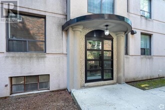 Building Photo - 869-869 Avenue Rd