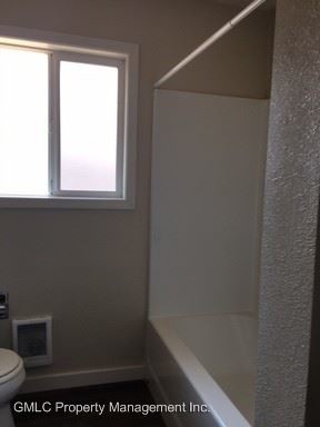 Foto del edificio - 3201 E 29th St