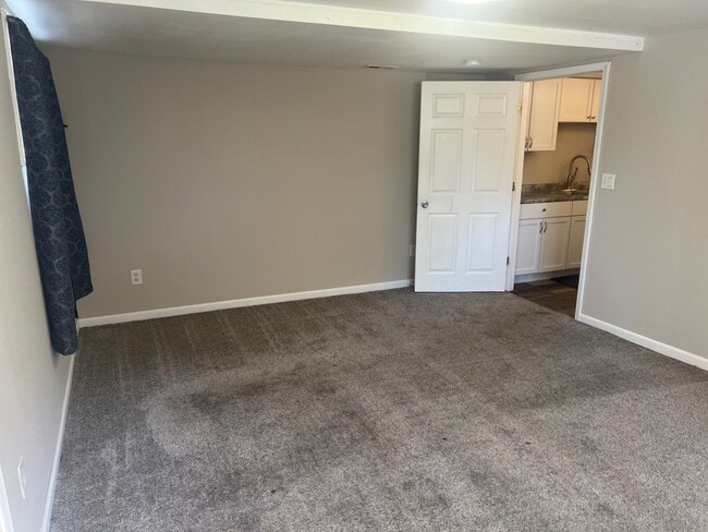 Building Photo - 3334 Michigan St