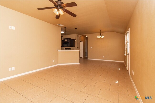 Building Photo - 4602 Cambridge Dr