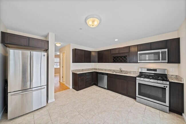 Foto del edificio - 285 Lake St