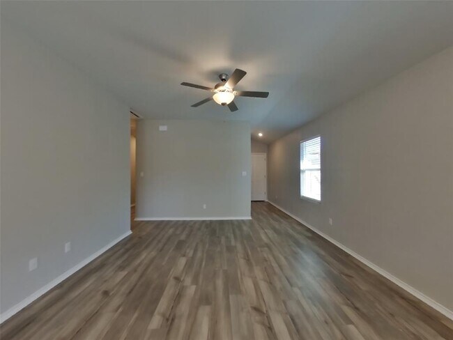 Foto del edificio - 3516 Stride Ln