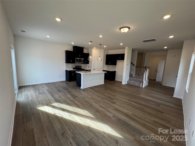 Foto del edificio - 757 Lock Haven Dr NW