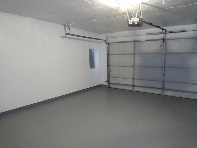 Foto del edificio - 2819 Cottonwood Ln