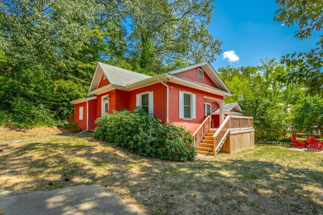 Foto del edificio - 2 Bedroom Home in North Chattanooga