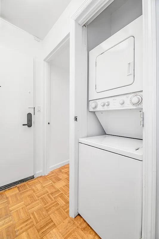 Foto del edificio - 3 bedroom in NEW YORK NY 10038