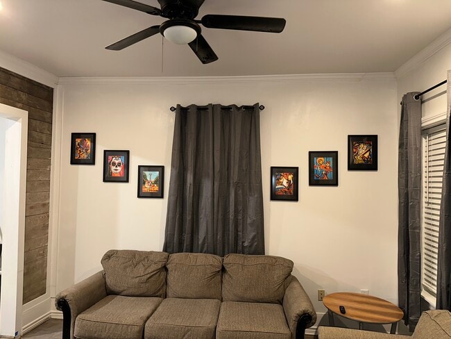 Living Room - 326 Refugio St