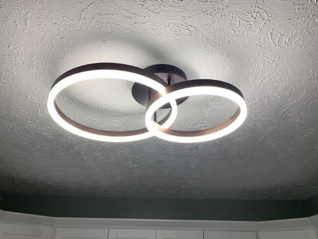 Foto del edificio - 556 Wedgewood Dr