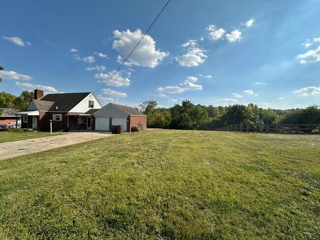 Foto del edificio - 617 Westridge Dr